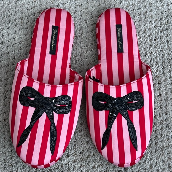 Victoria’s Secret Classic Stripe Satin Sequin Embellished Bow Slipper - Picture 1 of 5